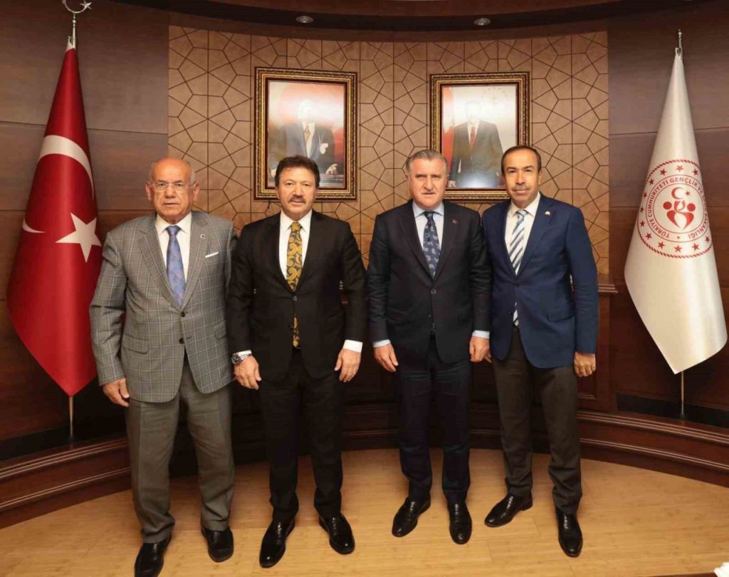 genclik ve spor bakani askin bak ankaragucu onursal baskani yigineri kabul etti 4721c15166bf |