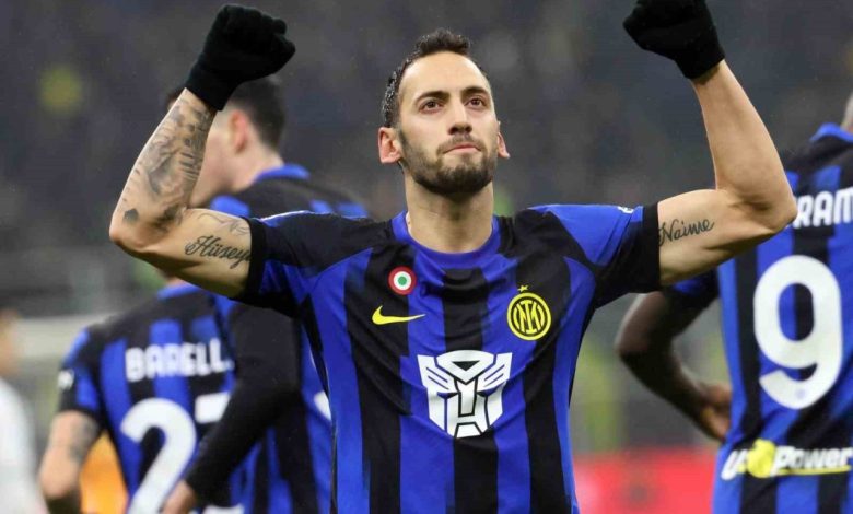 Hakan Çalhanoğlu: "Gelecek ne getirir göreceğiz" 1 hakan calhanoglu gelecek ne getirir gorecegiz 6ccdeb974ec7 |