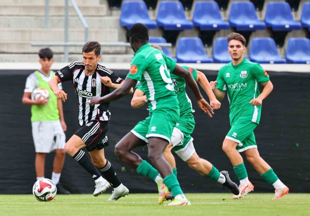 hazirlik maci besiktas1 fc petrzalka 2 236d372cb2e7 |