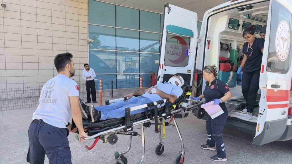 inegolde minibus bariyerlere carpti 38bfca6fccd0 |