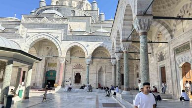 istanbul sicaktan bunalinca tarihi camilere sigindi a8e7df50f2f9 |