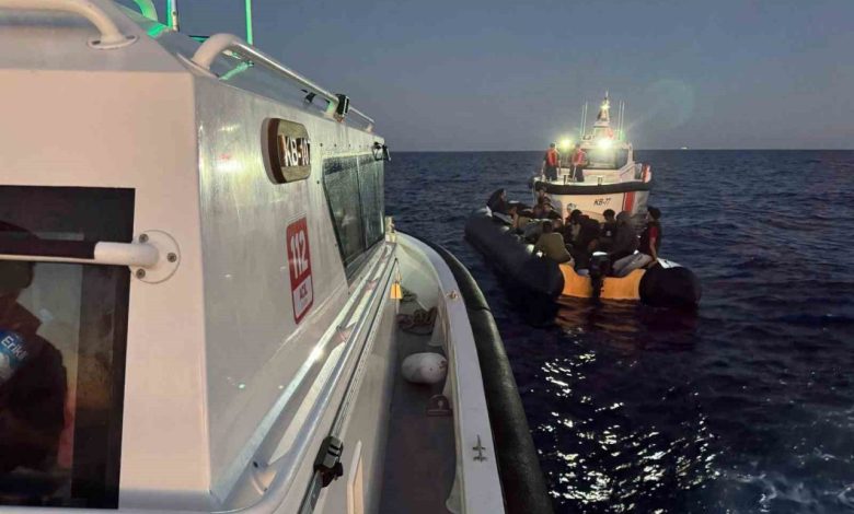 İzmir açıklarında 89 göçmen yakalandı 1 izmir aciklarinda 89 gocmen yakalandi 3cb9a5d067e0 |