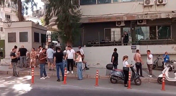 izmir buyuksehirdeki zarar 15 milyar tlyi asiyor edfc1efeb219 |