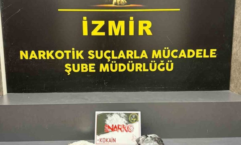 izmir polisinden arka arkaya zehir avi 4a9300d86065 |