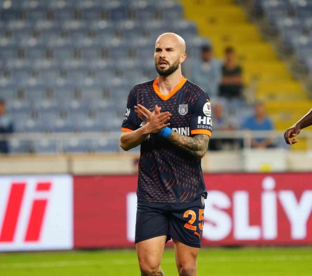 joao figueiredonun yeni adresi malezya bf35fc68d991 |