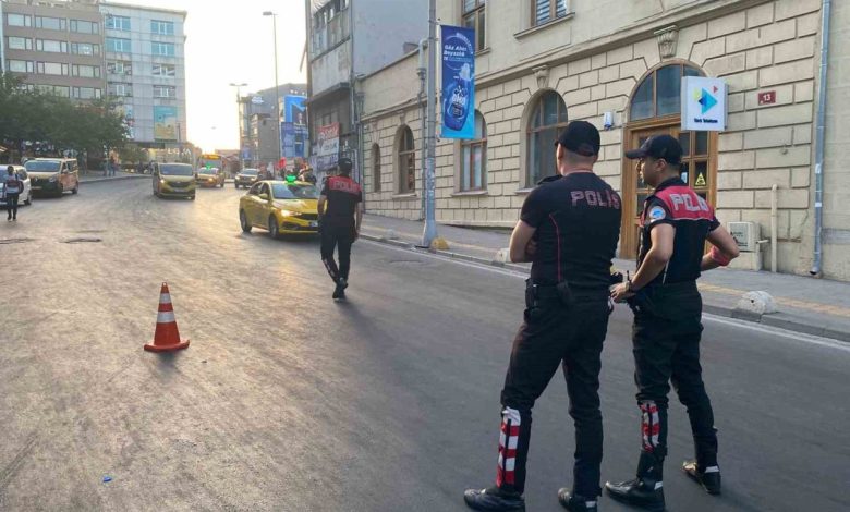 Kadıköy’de helikopter destekli huzur uygulaması 1 kadikoyde helikopter destekli huzur uygulamasi 9793fd5a08a4 |