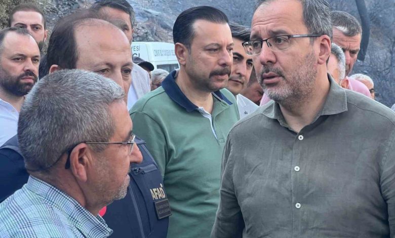 Kasapoğlu, yangın bölgesinde incelemelerde bulundu 1 kasapoglu yangin bolgesinde incelemelerde bulundu a9191d740bb3 |