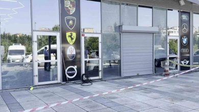 kucukcekmecede oto galeriye kursun yagmuru 1e7079de40c8 |