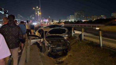 makas atan arac kazaya sebep oldu 2 otomobil yol ayrimindaki bosluga dustu 6a4c0aac489c |