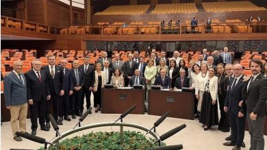 meclis tatile girdi milletvekilleri fotograf cektirdi a4b06a538e2c |