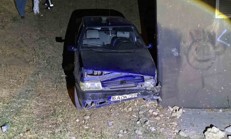 otomobil sarampole ucup trafoya carpti kazayi burnu bile kanamadan atlatti b687329d4647 |