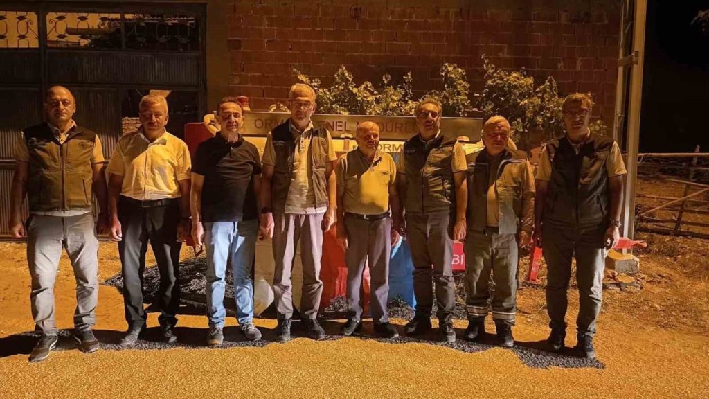 patlak lastikle yangina kosmustu orman genel muduru ramazan dogana tanker hediye etti 08dfc3c85fa2 |