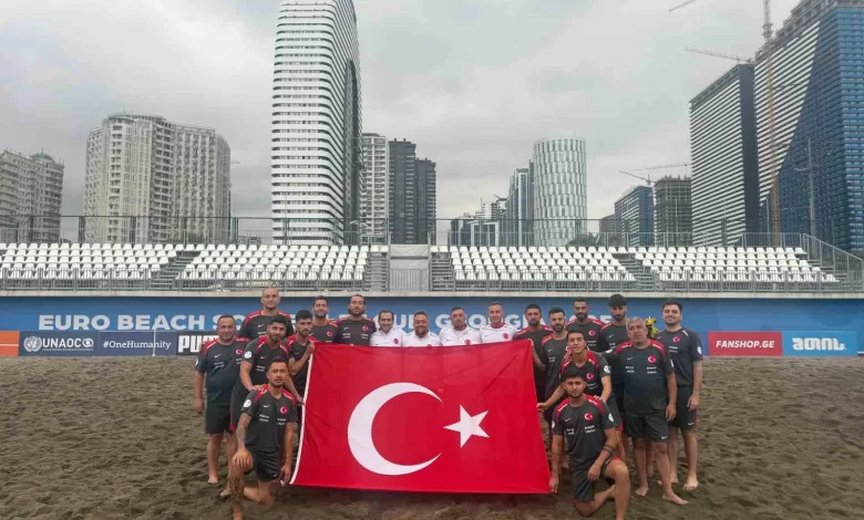 plaj futbolu milli takimi gurcistanda 15 temmuz sehitlerini andi 9b6a89ec80bc |
