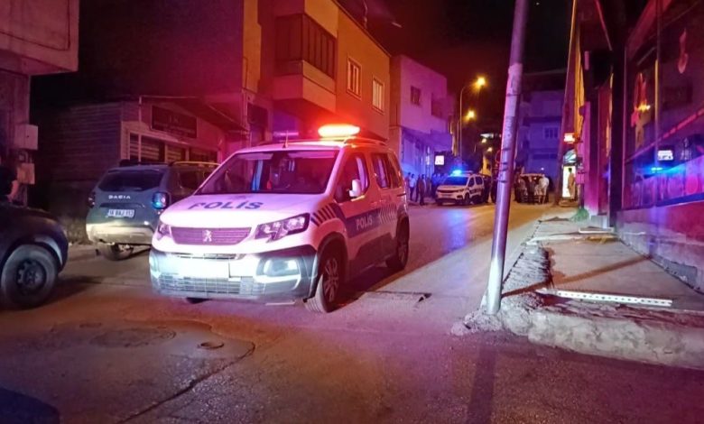 polisin yakaladigi supheliyi korumak icin polisleri boyle ezdi 8ba1559f9031 |