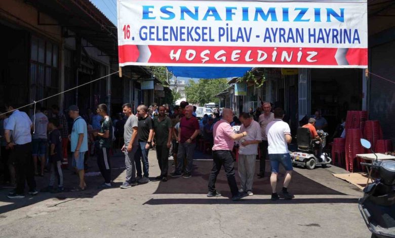 sanayi esnaflarindan 16 geleneksel hayir yemegi 31a2decca2aa |