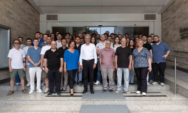 Savunma sanayiinde öğrenci imzası 1 savunma sanayiinde ogrenci imzasi bad9a9e9a4f5 |