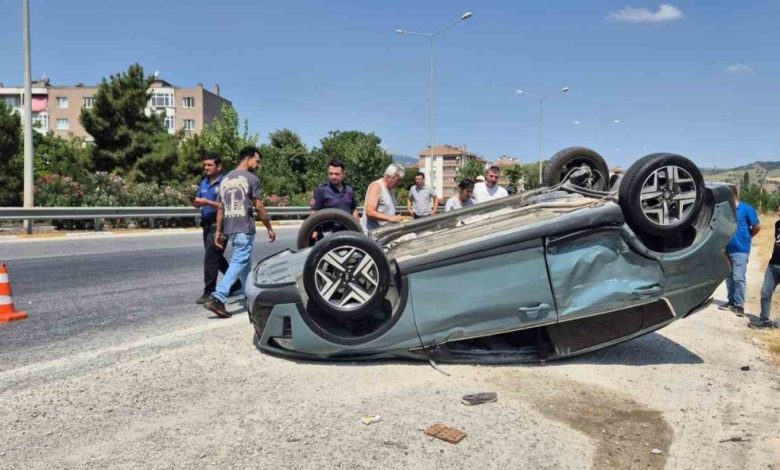 Susurluk’ta iki aracın çarpıştığı kazada 2 kişi yaralandı 1 susurlukta iki aracin carpistigi kazada 2 kisi yaralandi 6b3a50af9ac6 |