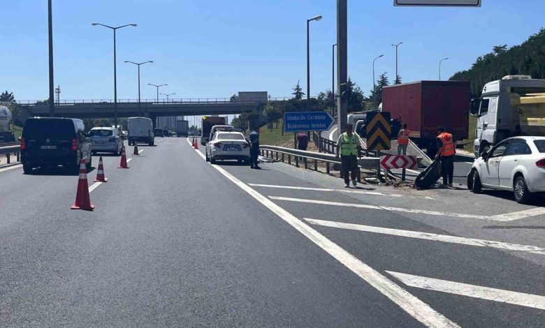 TEM Otoyolu’nda araçla motosiklet kaza yaptı: 1 ölü 1 tem otoyolunda aracla motosiklet kaza yapti 1 olu f63a93128baa |
