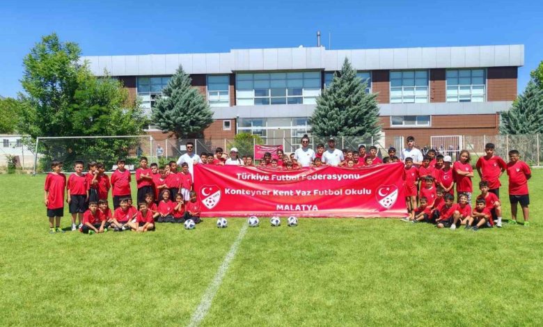 TFF’den Malatya’da yaz futbol okulu etkinliği 1 tffden malatyada yaz futbol okulu etkinligi db7d2b9a985b |