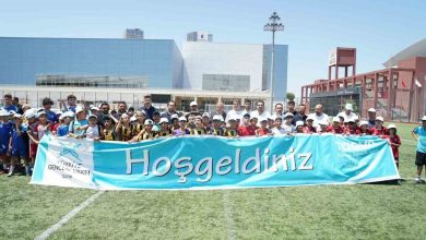 tugva izmirden 15 temmuz sehitleri anisina futbol turnuvasi 298d9b7aad19 |