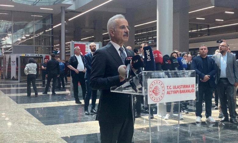 Ulaştırma ve Altyapı Bakanı Uraloğlu: "Bu tren, birliği, dirliği, vatan sevgisini ve millet iradesini taşıyacak" 1 ulastirma ve altyapi bakani uraloglu bu tren birligi dirligi vatan sevgisini ve millet iradesini tasiyacak 372813b43cd5 |
