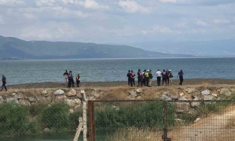 6 yaşındaki çocuk İznik Gölü’nde kayboldu 1 6 yasindaki cocuk iznik golunde kayboldu 26010aad12bf |
