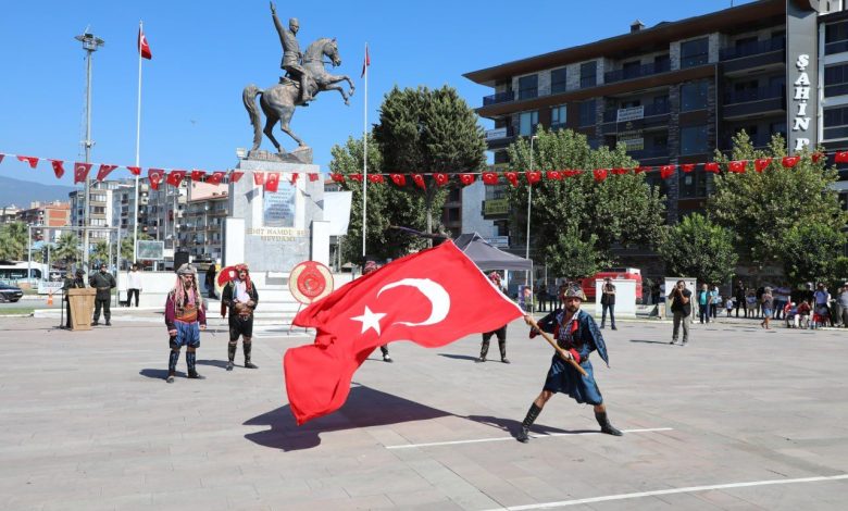 Edremit’te 30 Ağustos Zafer Bayramının 103. yıl dönümü törenlerle kutlandı 1 IMG 20250830 WA0007 |