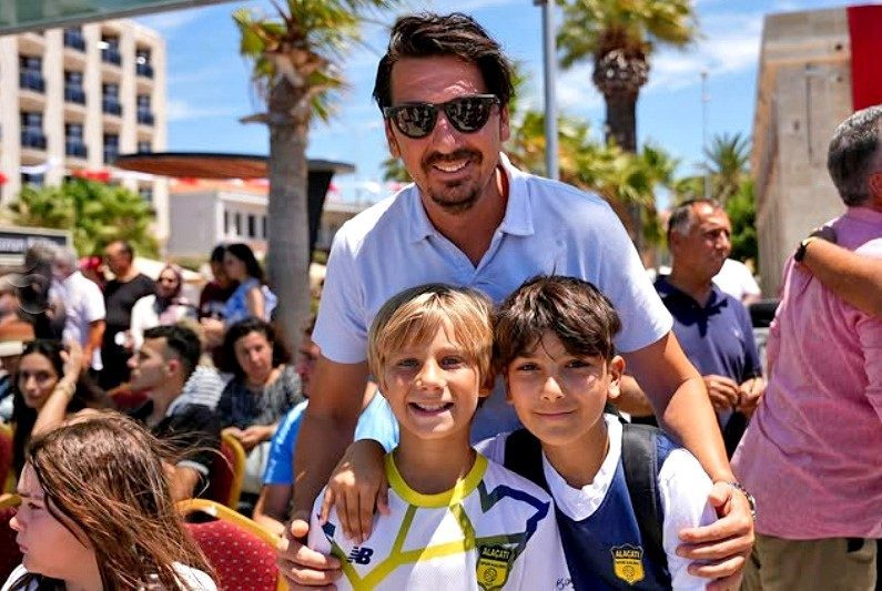 alacatispor ilk kez basketbol ligine katiliyor 3023d162824e |