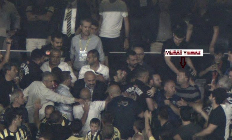Ali Koç’a hakaret eden taraftara seyirden men cezası 1 ali koca hakaret eden taraftara seyirden men cezasi 0418c7b6eece |