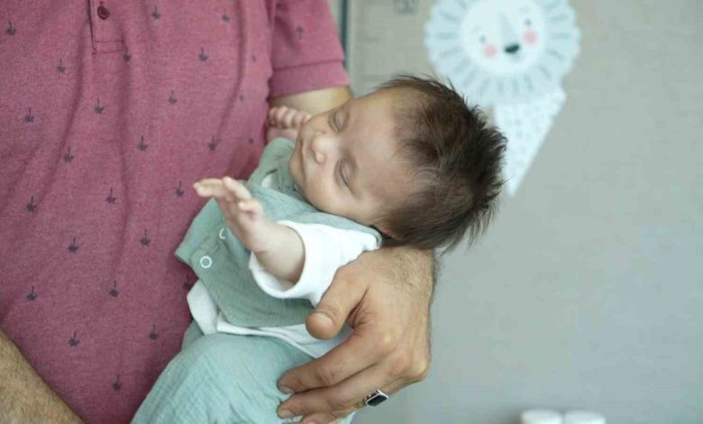 ameliyat edilen 5 gunluk bebek 400 gramlik tumorun cikarilmasiyla hayata tutundu 612de960eb37 |