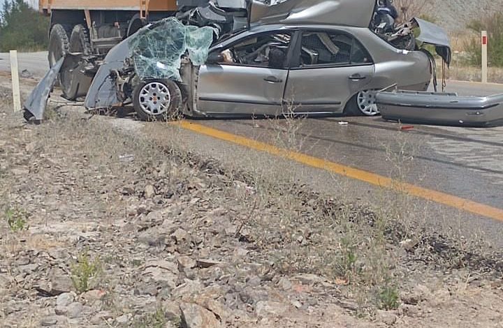 Ankara’da otomobil hafriyat kamyonuyla çarpıştı: 1 ölü 1 ankarada otomobil hafriyat kamyonuyla carpisti 1 olu d907c369a567 |