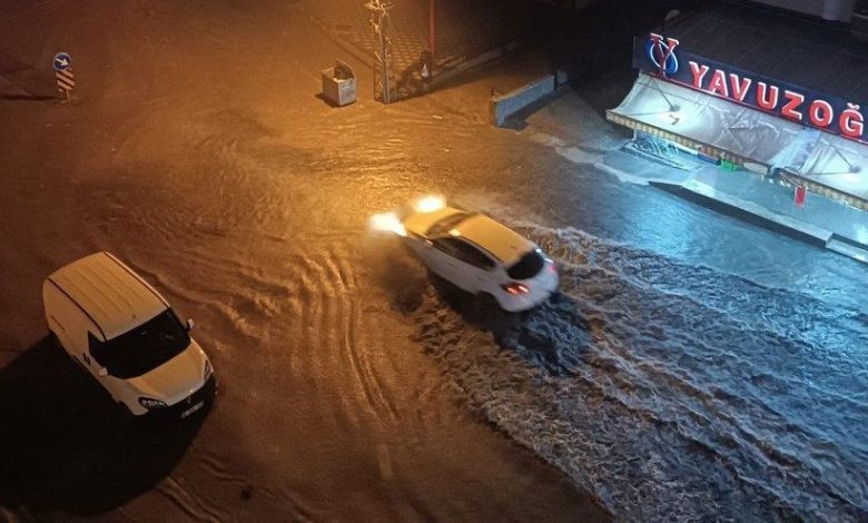 Ankara’da sağanak yağışlar sele neden oldu 1 ankarada saganak yagislar sele neden oldu c510b33af84b |
