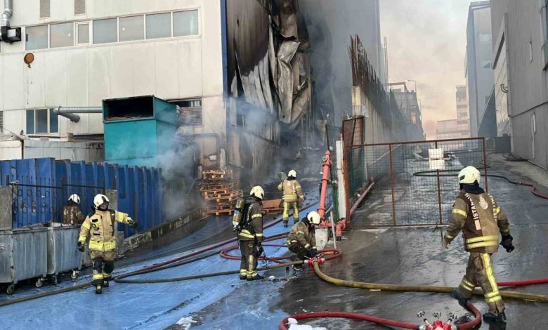 Arnavutköy’de 3 katlı fabrikada yangın 1 arnavutkoyde 3 katli fabrikada yangin 126c92b2a1e7 |
