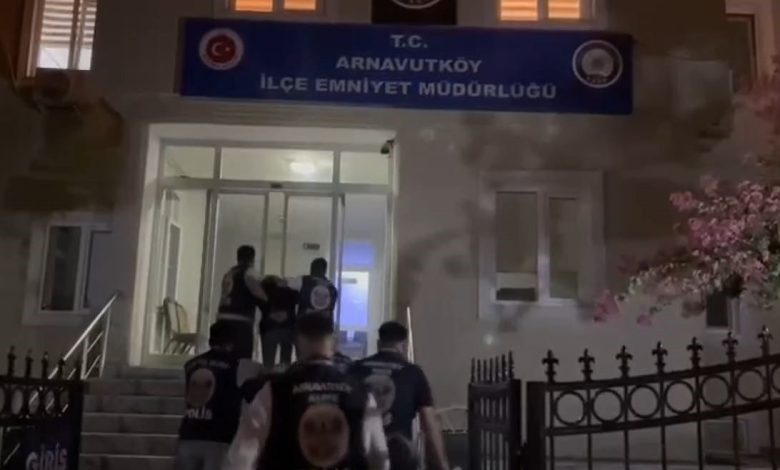 arnavutkoyde dugun konvoyunda havaya ates acan supheliler yakalandi d525c4dbf6aa |