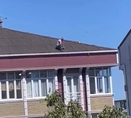 arnavutkoyde tedbirsiz tamirat yurekleri agizlara getirdi o anlar kamerada 63a669d694e1 |