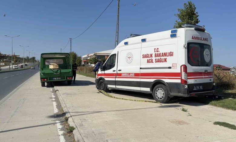 arnavutkoyde yol kenarinda erkek cesedi bulundu 2faaef1fc619 |