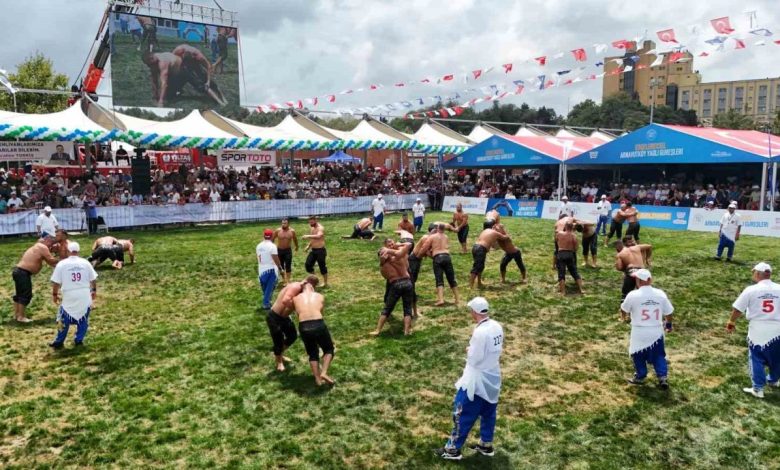 Ata sporunun kalbi Arnavutköy’de attı: İstanbul’un Kırkpınar’ı binlerce güreş severi buluşturdu 1 ata sporunun kalbi arnavutkoyde atti istanbulun kirkpinari binlerce gures severi bulusturdu 117150f5443c |