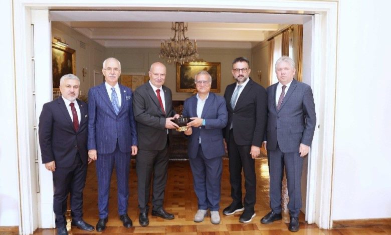 ato baskani barandan italya buyukelcisi marrapodiye ziyaret 7f943848b080 |