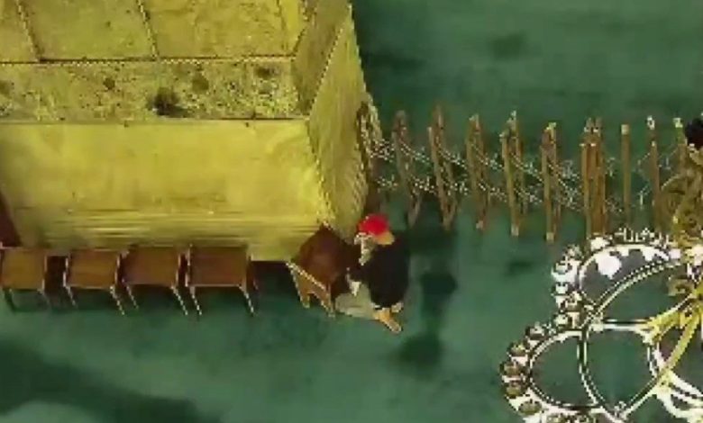 ayasofya camiinde yangin cikardiktan sonra kacan supheli kamerada 02ee8449caf1 |