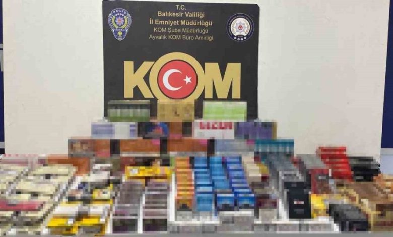 Ayvalık’ta polisten kaçak sigara ve tütün operasyonu 1 ayvalikta polisten kacak sigara ve tutun operasyonu ece73c566d2a |