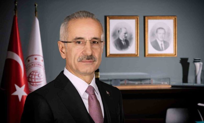 Bakan Uraloğlu: "Altyapı ve hizmet yatırımları ile ülke ekonomisine 20 milyar dolarlık doğrudan katkı sağlanacak" 1 bakan uraloglu altyapi ve hizmet yatirimlari ile ulke ekonomisine 20 milyar dolarlik dogrudan katki saglanacak 823dd855774c |