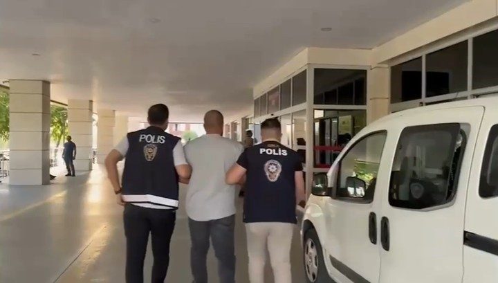 bakan yerlikaya siber suclarla mucadele kapsaminda son 2 haftada 214 supheliyi yakaladik 38c93203e2f5 |
