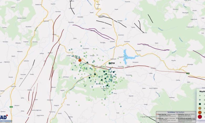 balikesirde 61 buyuklugundeki depremin ardindan 237 artci deprem meydana geldi f1e8706c9584 |