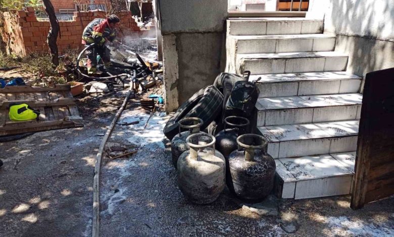 balikesirde ev yangini korkuttu 4c920022655c |