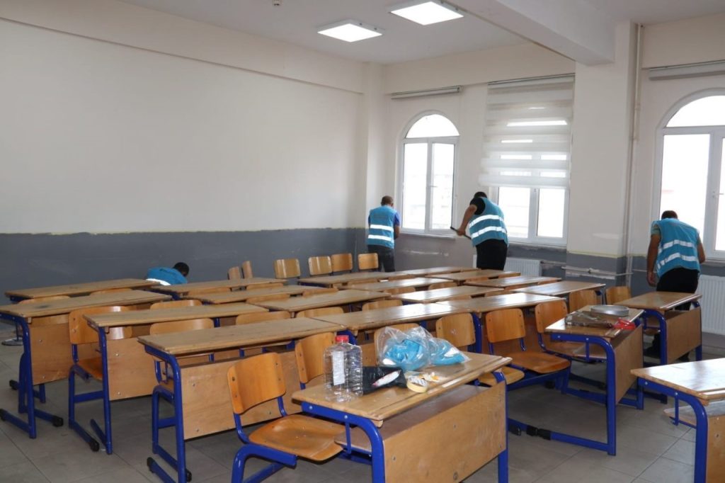 balikesirdeki okullar el birligiyle yenilendi denetimli serbestlik yukumlulerinden egitime katki 41a4332b4eb3 |