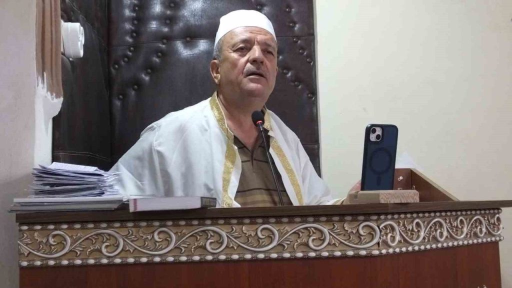 balikesirli imamin vaazlari 3 ilceden vatandaslari bulusturuyor 7ba5287c5d79 |