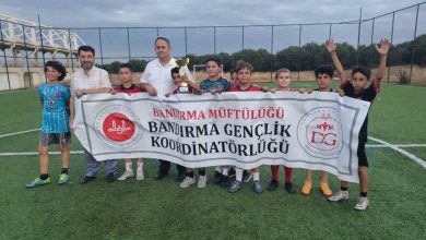 bandirmada yaz kuran kurslari futbol turnuvasi tamamlandi 35747d601cd5 |