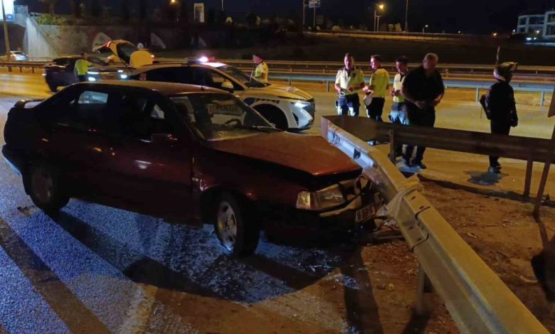 bariyerlere carpan surucu trafik ekiplerine zor anlar yasatti f4d01df7b163 |