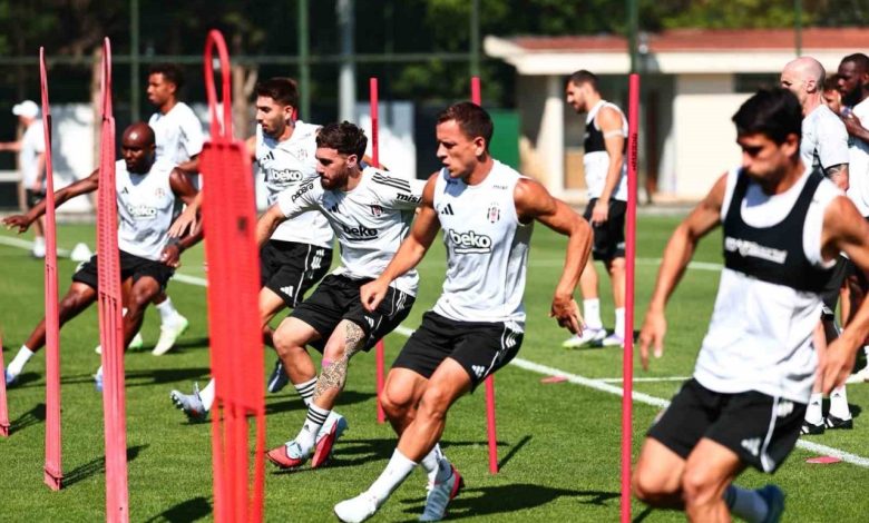 Beşiktaş, St. Patrick’s maçı hazırlıklarına başladı 1 besiktas st patricks maci hazirliklarina basladi acb4d4f4e80a |