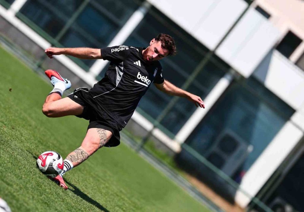 besiktas st patricks maci hazirliklarini surdurdu 9b228a3af17d |